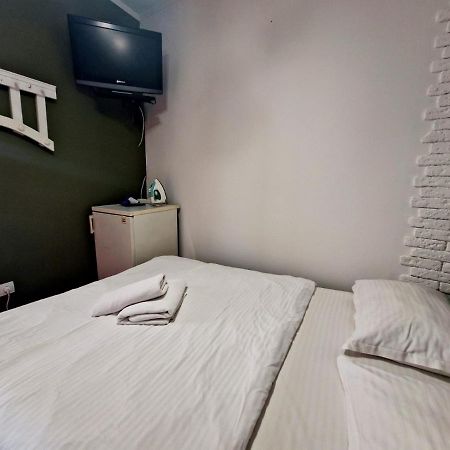 Svobody Apartments Lviv Exteriör bild