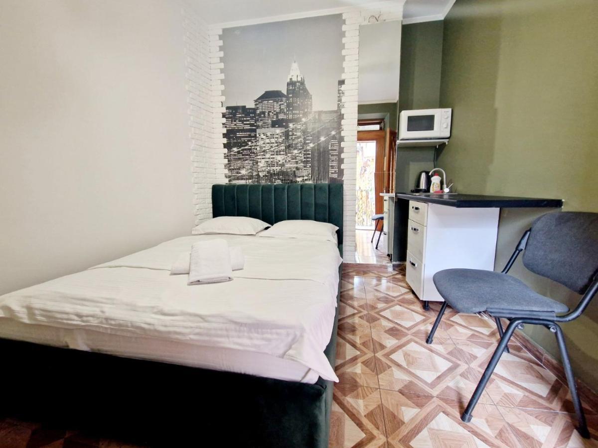 Svobody Apartments Lviv Exteriör bild